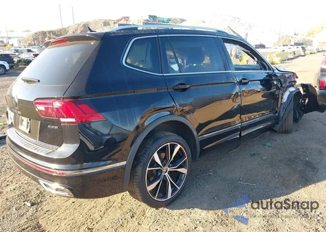 2022 Volkswagen Tiguan 2.0T Sel R-Line z USA, uszkodzony, nr VIN 3VV4B7AX5NM152779